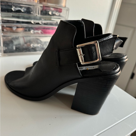 Steve Madden Black Leather Open Toed Heels - Picture 3 of 5